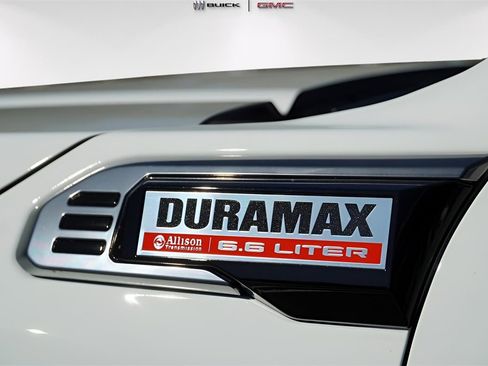 New 2026 GMC Sierra 2500 AT4 w/ AT4 Premium Plus Package image 10