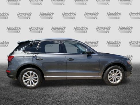 Used 2016 Audi Q5 2.0T Premium Plus w/ Technology Package AWD/4WD image 11