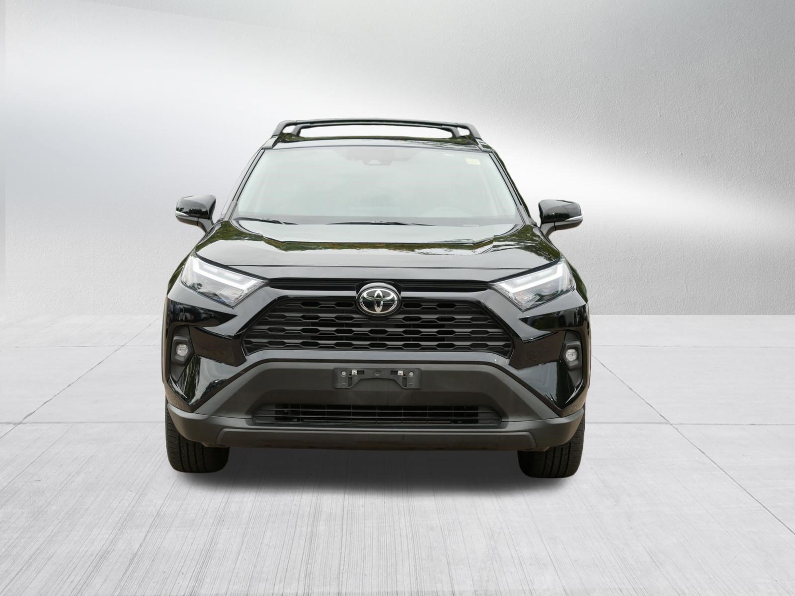 Used 2025 Toyota RAV4 XLE Premium w/ Weather Package AWD/4WD image 2