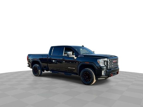 Used 2022 GMC Sierra 2500 AT4 image 2