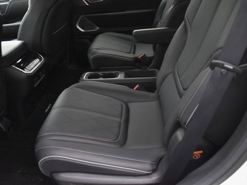 Certified 2025 INFINITI QX80 Sensory AWD/4WD image 19
