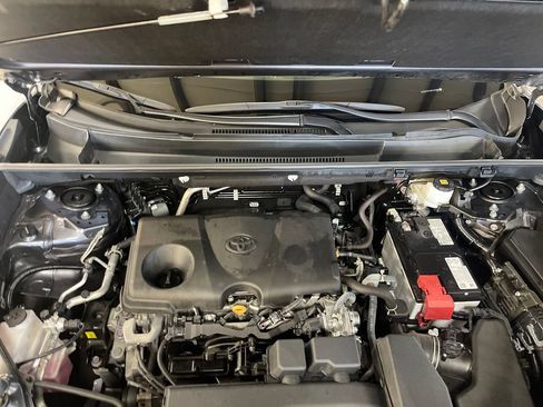 Certified 2024 Toyota RAV4 XLE AWD/4WD image 9