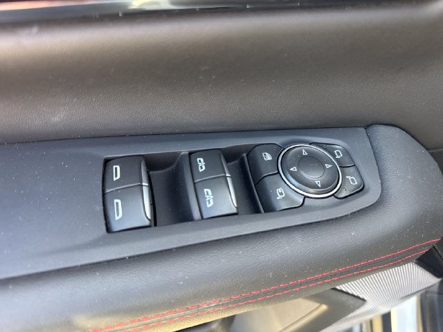 Used 2025 GMC Yukon AT4 Ultimate AWD/4WD image 20