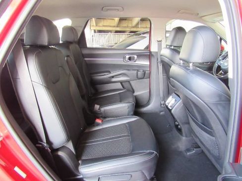 Used 2021 Kia Sorento S FWD image 25