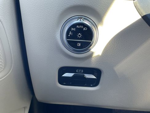 Certified 2024 Mercedes-Benz C 300 C 300 Sedan image 25