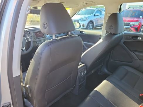 Used 2017 Volkswagen Tiguan S FWD image 10