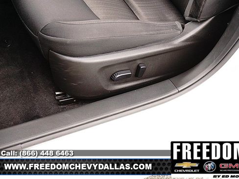 Used 2024 Nissan Altima 2.5 SV FWD image 30