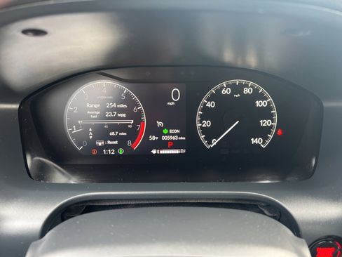 Used 2025 Honda HR-V Sport image 18