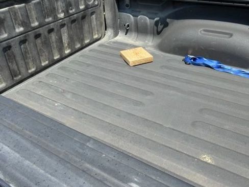 Used 2019 RAM 1500 Laramie AWD/4WD image 5