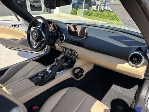 New 2026 MAZDA MX-5 Miata RF Grand Touring RWD image 32
