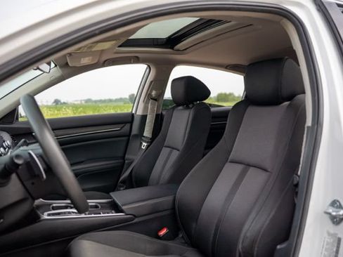 Used 2021 Honda Accord EX image 14