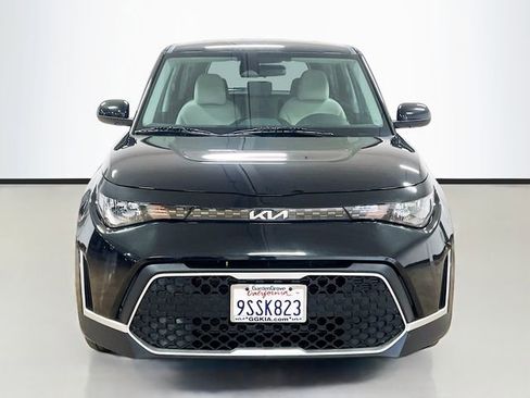 Certified 2025 Kia Soul LX FWD image 2