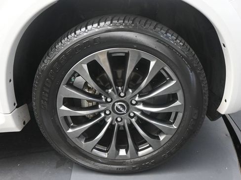 Used 2024 Nissan Armada Platinum w/ Captain's Chairs Package RWD image 24