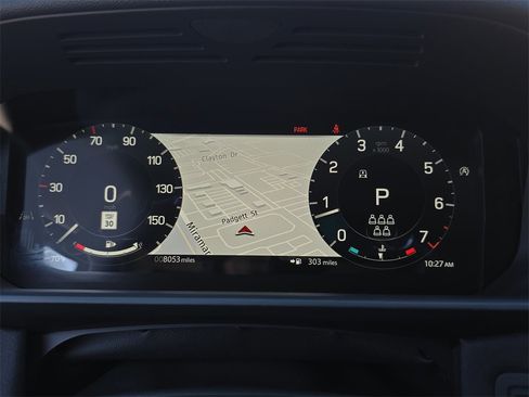 Used 2025 Land Rover Discovery S image 21