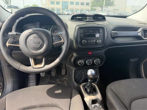 Used 2016 Jeep Renegade Sport w/ Power & Air Group FWD image 10