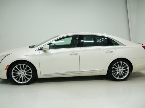 Used 2013 Cadillac XTS Platinum image 7
