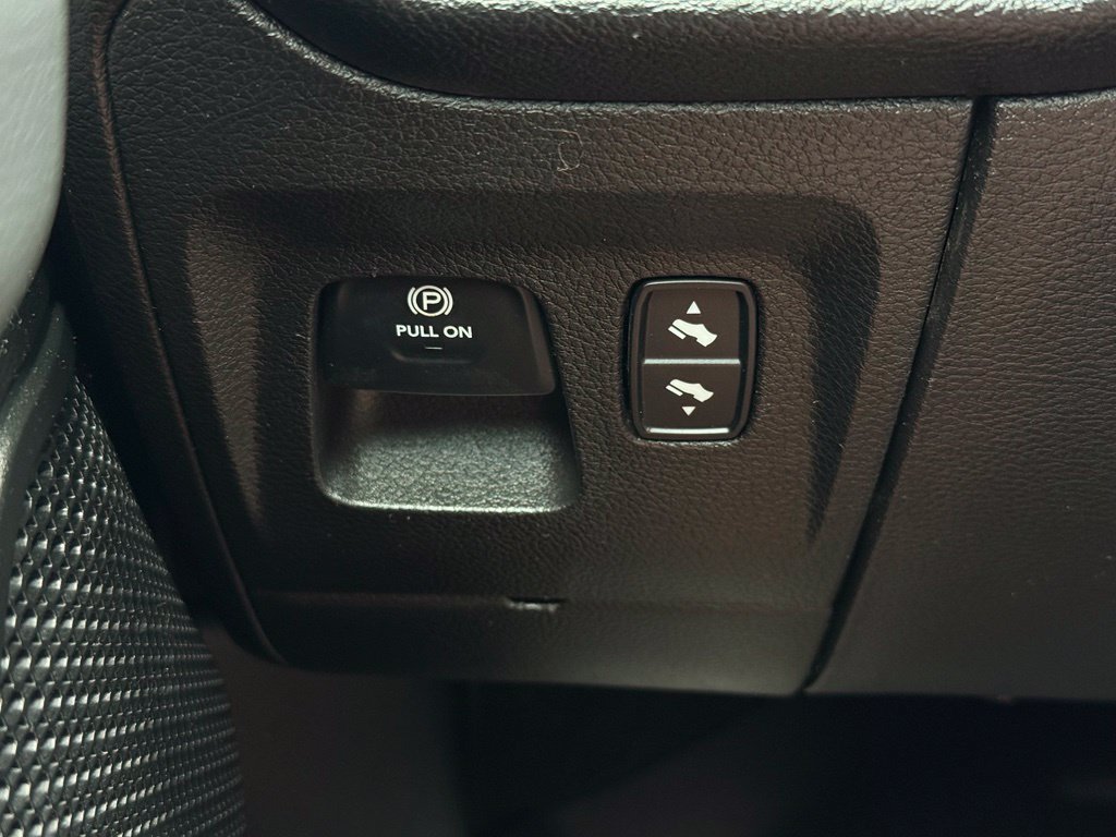 Used 2020 RAM 1500 Big Horn AWD/4WD image 29