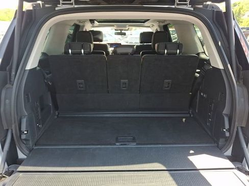 Used 2025 Ford Expedition Platinum AWD/4WD image 31