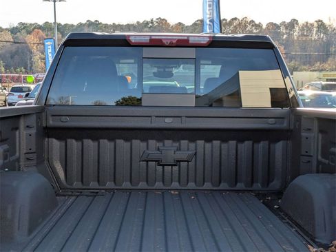 Used 2025 Chevrolet Silverado 1500 LTZ image 27