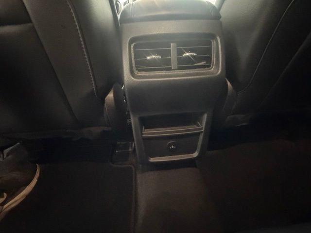 Used 2024 Ford Edge SEL AWD/4WD image 24