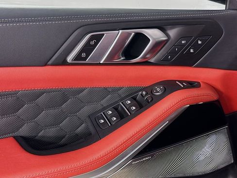 Used 2025 BMW X5 M Competition w/ Executive Package image 20