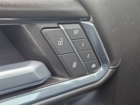 Used 2024 GMC Sierra 1500 Denali w/ Denali Reserve Package image 18