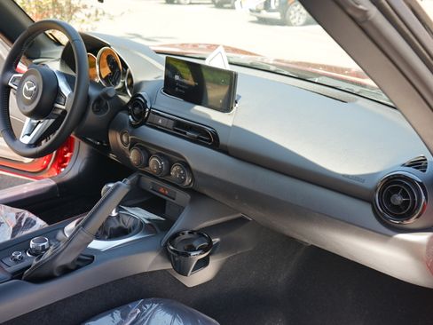 New 2026 MAZDA MX-5 Miata Sport w/ Interior Package RWD image 15