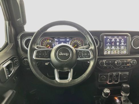 Used 2021 Jeep Gladiator Overland w/ Popular Equipment Package AWD/4WD image 22
