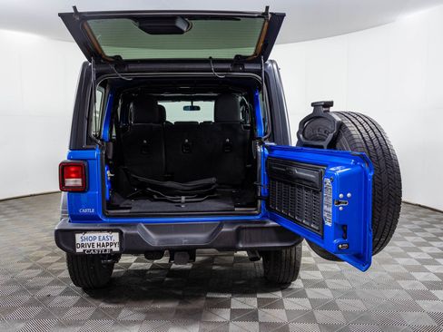 Used 2022 Jeep Wrangler Unlimited Sport image 40