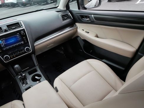 Used 2018 Subaru Legacy 3.6R Limited AWD/4WD image 11