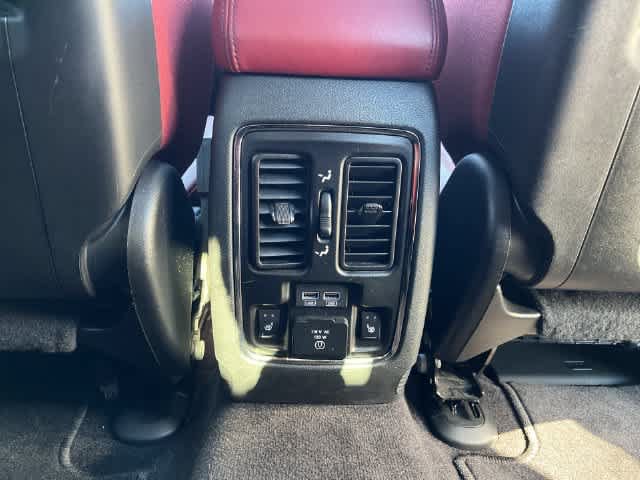 Used 2017 Dodge Durango R/T w/ Blacktop Package AWD/4WD image 19
