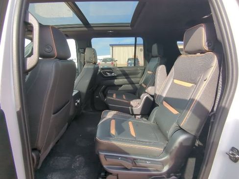 Used 2023 GMC Yukon XL AT4 w/ AT4 Premium Package image 16