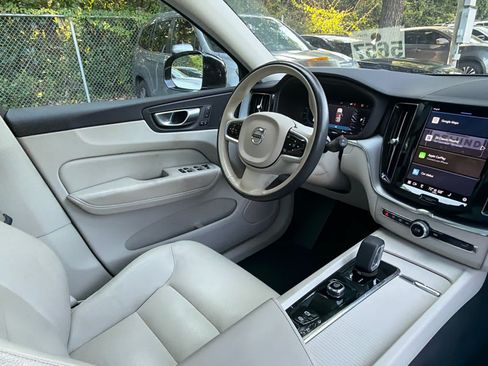 Certified 2023 Volvo XC60 B5 Core w/ Climate Package AWD/4WD image 54