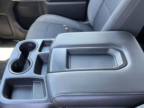 Used 2020 Chevrolet Silverado 1500 LT w/ Convenience Package image 17