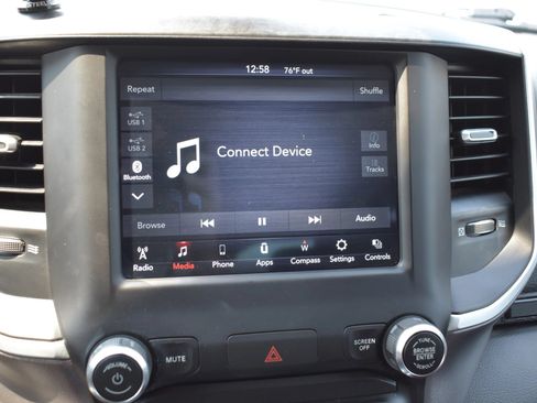 Used 2020 RAM 1500 Big Horn AWD/4WD image 22