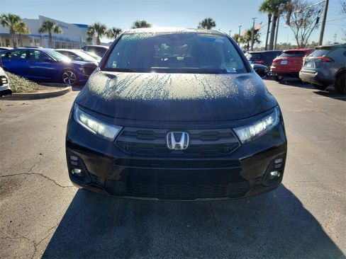 Certified 2026 Honda Odyssey EX-L image 7