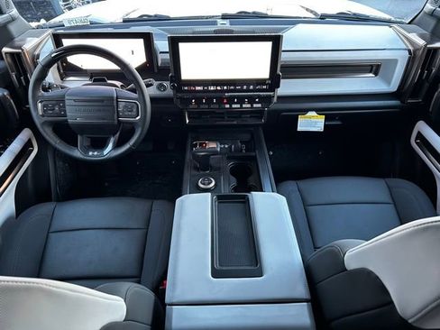 New 2024 GMC Hummer EV 2X w/ Extreme Off-Road Package image 28