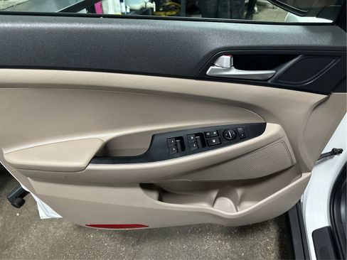 Used 2020 Hyundai Tucson Value AWD/4WD image 20