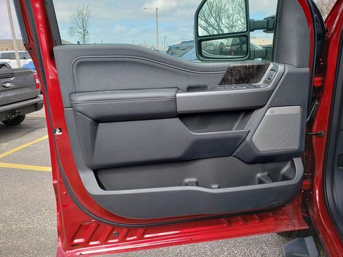 New 2025 Ford F250 Lariat w/ Lariat Ultimate Package image 10