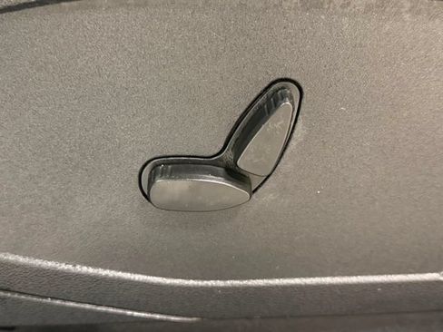 Used 2019 Ford Transit Connect XLT FWD image 19