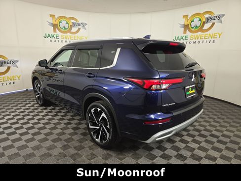 Used 2024 Mitsubishi Outlander SEL AWD/4WD image 6