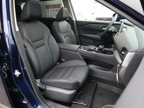 New 2026 Nissan Rogue SV image 26