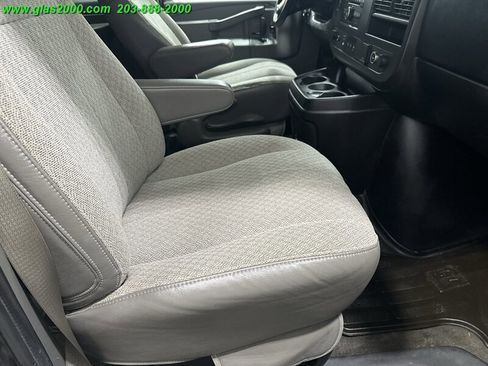 Used 2016 Chevrolet Express 3500 LT w/ LT Preferred Equipment Group image 21