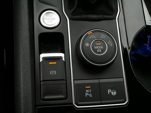 Used 2019 Volkswagen Atlas SEL Premium image 27