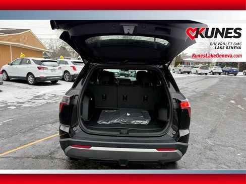 New 2026 Chevrolet Equinox LT w/ LPO, Floor Liner Package image 21
