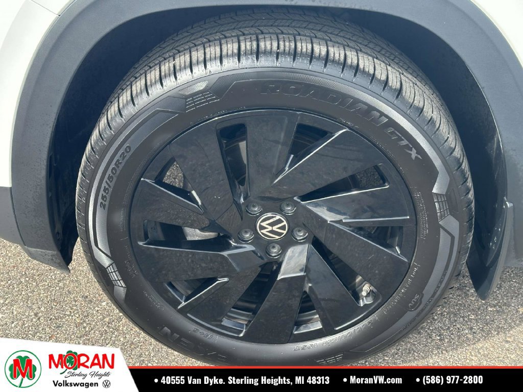 Certified 2026 Volkswagen Atlas SE w/ Panoramic Sunroof Package AWD/4WD image 8