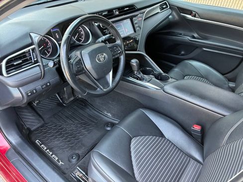 Used 2018 Toyota Camry SE FWD image 51