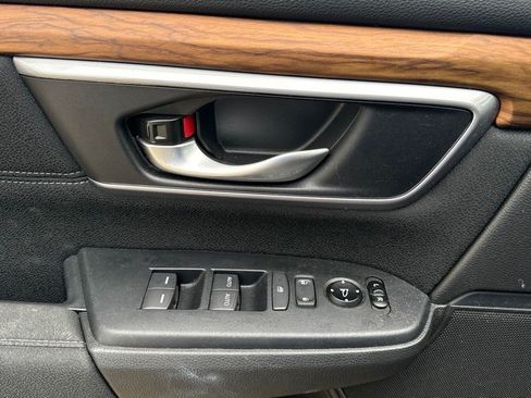 Used 2017 Honda CR-V EX image 12