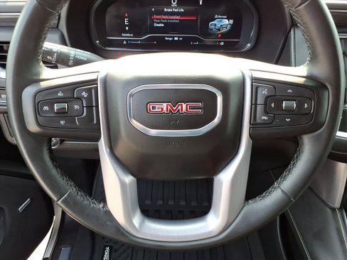Used 2024 GMC Yukon SLT AWD/4WD image 25