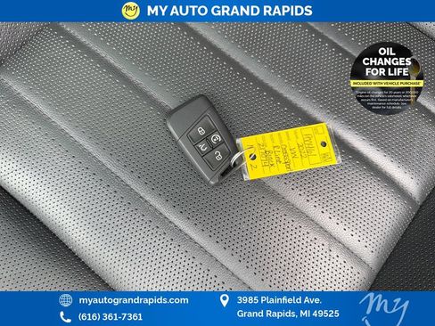Used 2022 Volkswagen Atlas Cross Sport SEL Premium R-Line AWD/4WD image 35